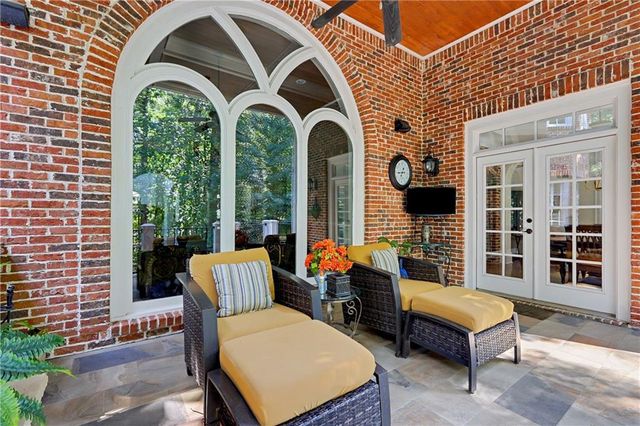 15945 Meadow King Way, Milton, GA 30004