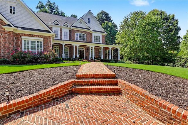 15945 Meadow King Way, Milton, GA 30004