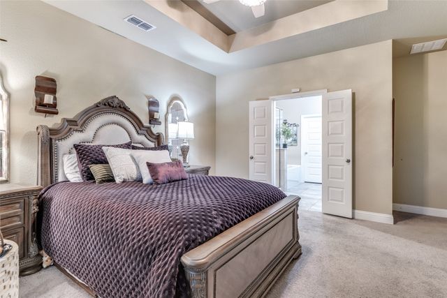 2800 Lakeside Drive, Aubrey, TX 76227