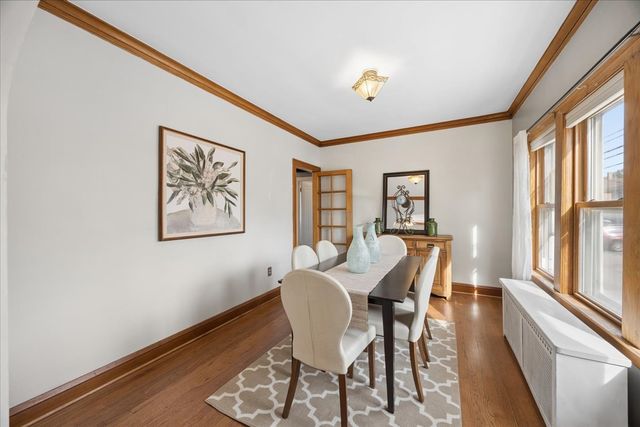 2527 Hainsworth Avenue, North Riverside, IL 60546