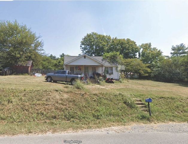 435 Briarwood Rd, Clarksville, TN 37040