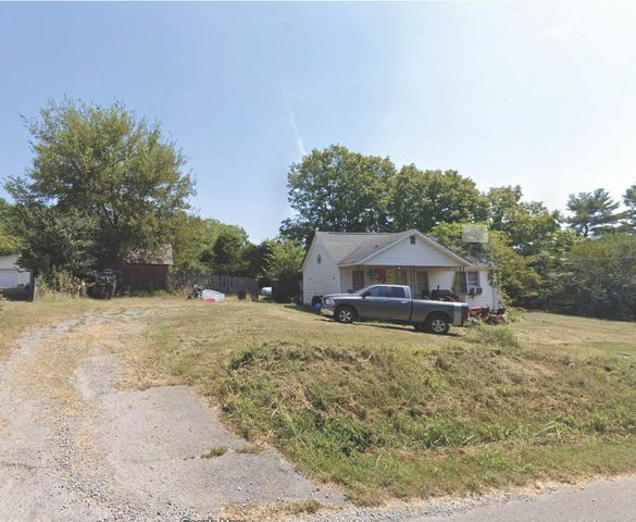435 Briarwood Rd, Clarksville, TN 37040