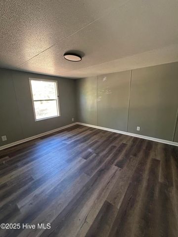 182 Brewington Avenue, Rockingham, NC 28379