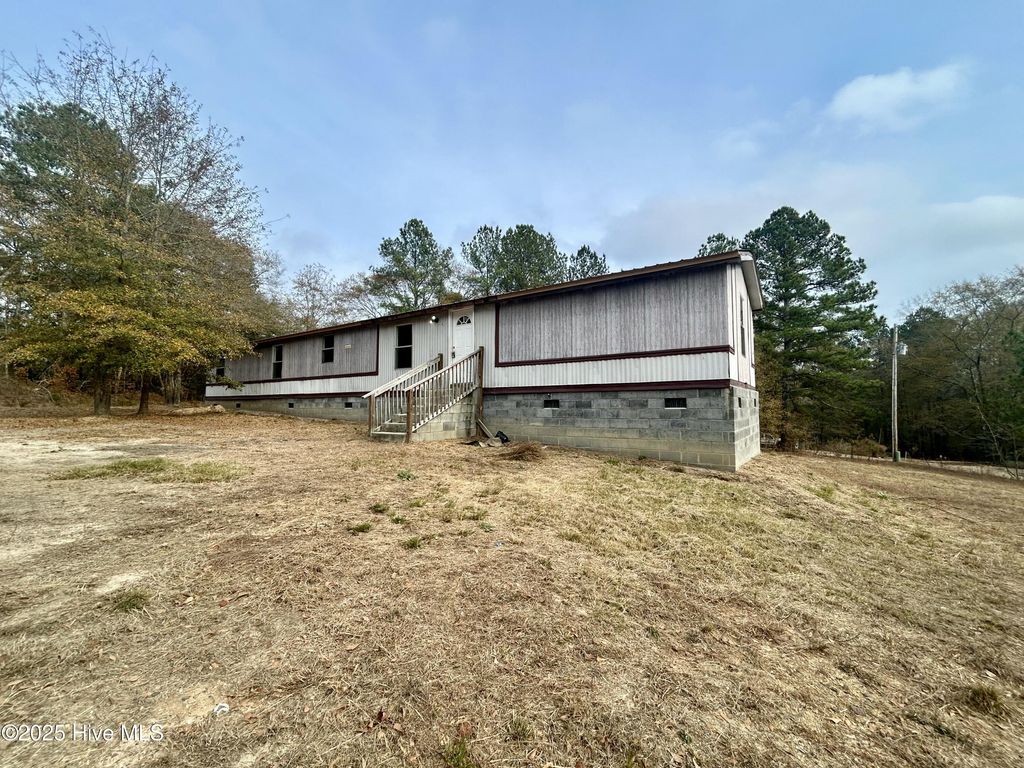 182 Brewington Avenue, Rockingham, NC 28379
