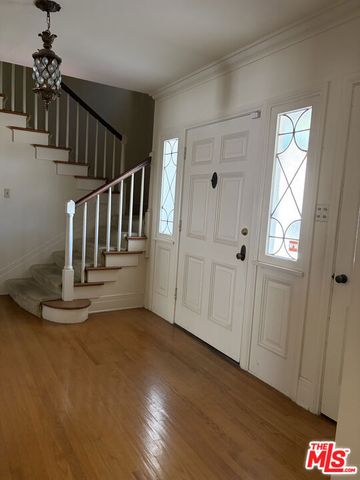 5975 S Citrus Avenue, Los Angeles, CA 90043