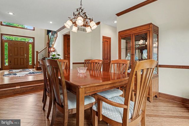 155 COUNTRY CLUB DR, Lansdale, PA 19446