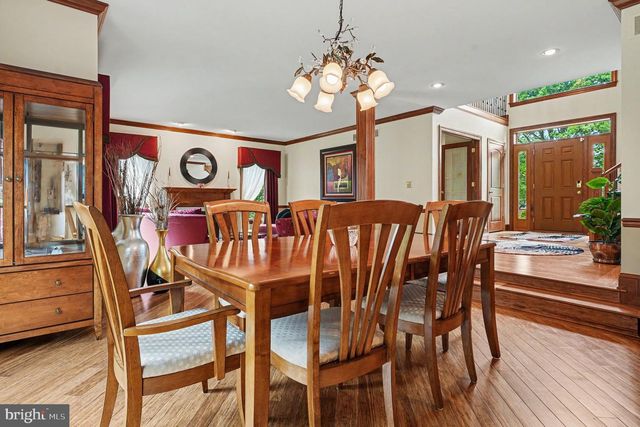 155 COUNTRY CLUB DR, Lansdale, PA 19446