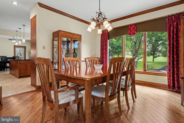 155 COUNTRY CLUB DR, Lansdale, PA 19446