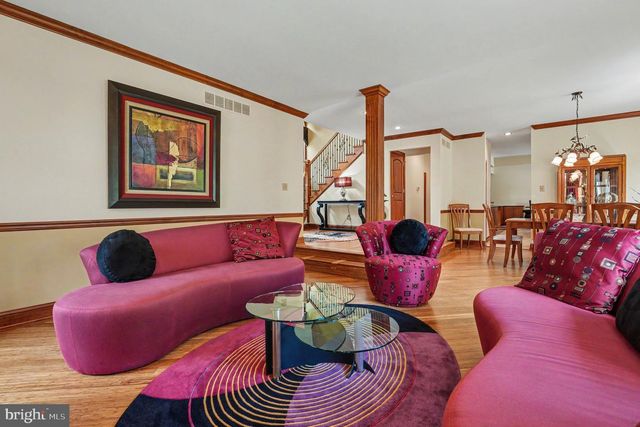 155 COUNTRY CLUB DR, Lansdale, PA 19446