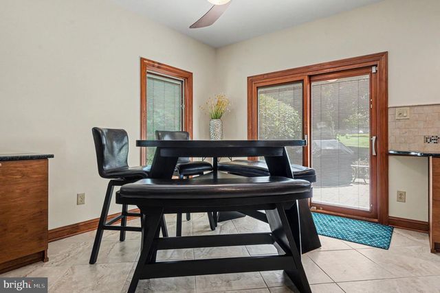 155 COUNTRY CLUB DR, Lansdale, PA 19446