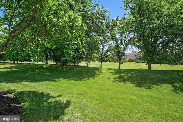 155 COUNTRY CLUB DR, Lansdale, PA 19446