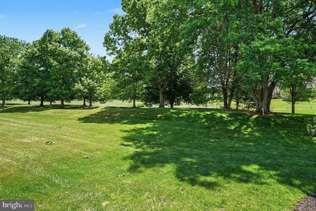 155 COUNTRY CLUB DR, Lansdale, PA 19446