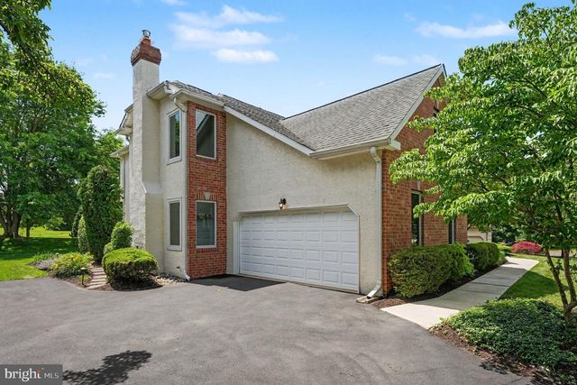 155 COUNTRY CLUB DR, Lansdale, PA 19446