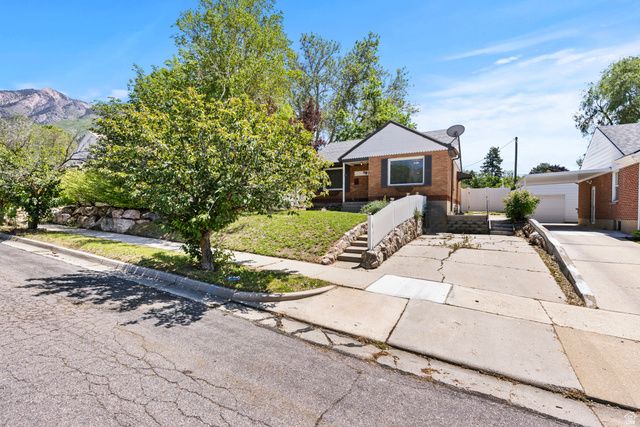 1571 E LAKE ST, Ogden, UT 84401