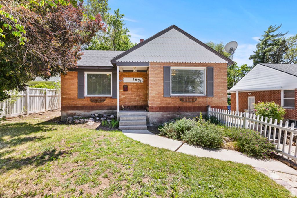 1571 E LAKE ST, Ogden, UT 84401