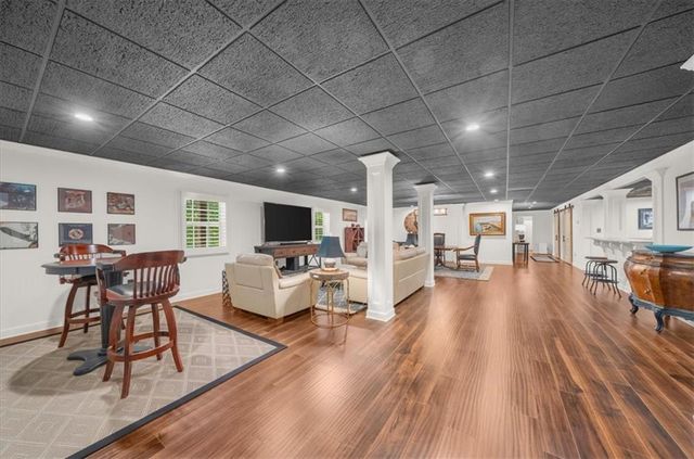 9040 Walnut Cove Court, Gainesville, GA 30506