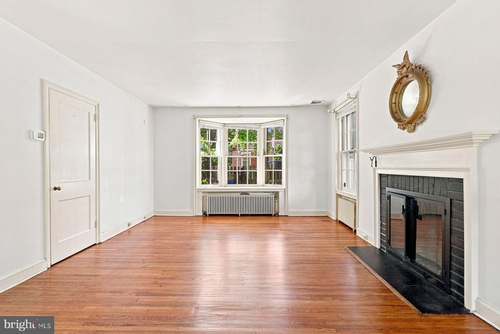 2 TOHOPEKA LN, PHILADELPHIA, PA 19118 — photo 3