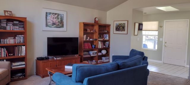 1775 Wards Creek Road, Rogue River, OR 97537