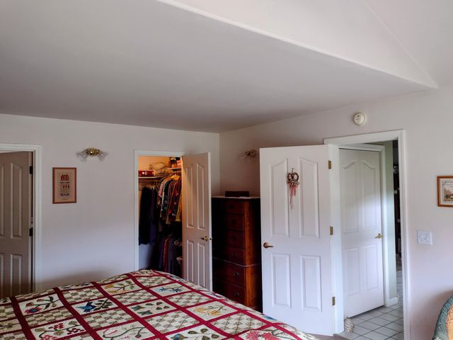 1775 Wards Creek Road, Rogue River, OR 97537