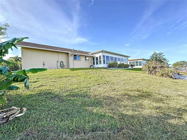 5011 MANGROVE POINT ROAD, Bradenton, FL 34210