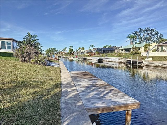 5011 MANGROVE POINT ROAD, Bradenton, FL 34210