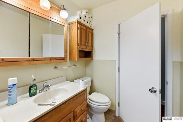 5248 S 49th Avenue, Omaha, NE 68117
