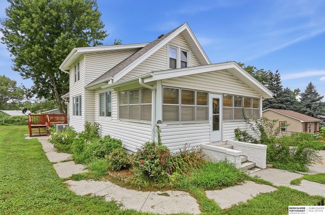 5248 S 49th Avenue, Omaha, NE 68117