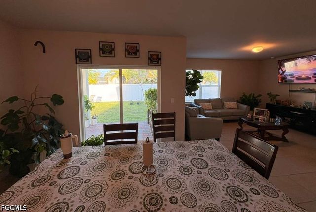 1129 NW 20th AVE, Cape Coral, FL 33993