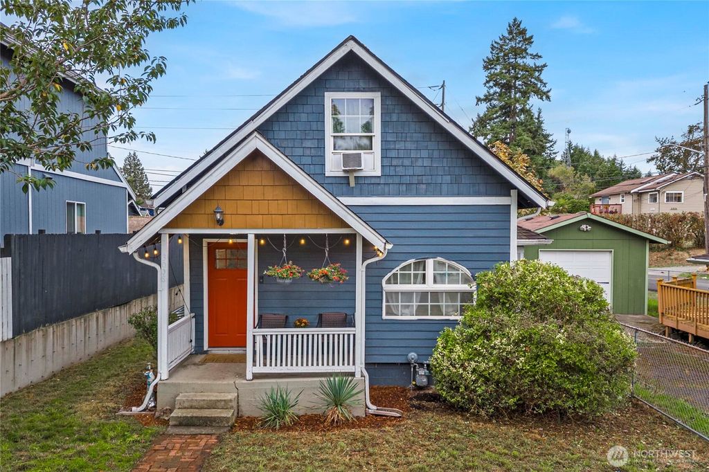 3008 S Warner Street, Tacoma, WA 98409