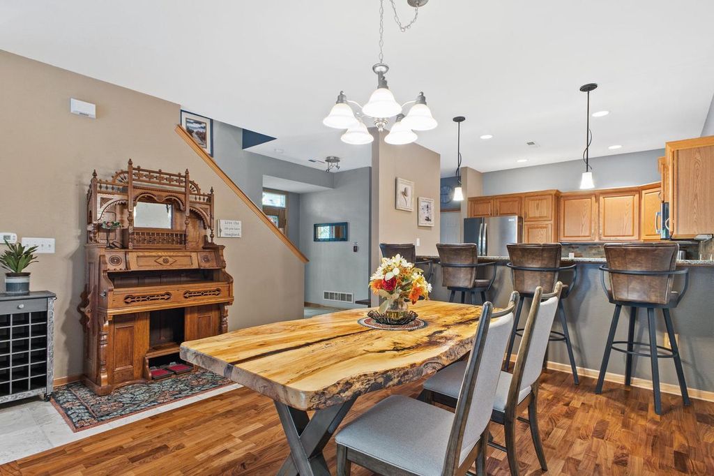 6195 Walnut LANE ##65, Cudahy, WI 53110