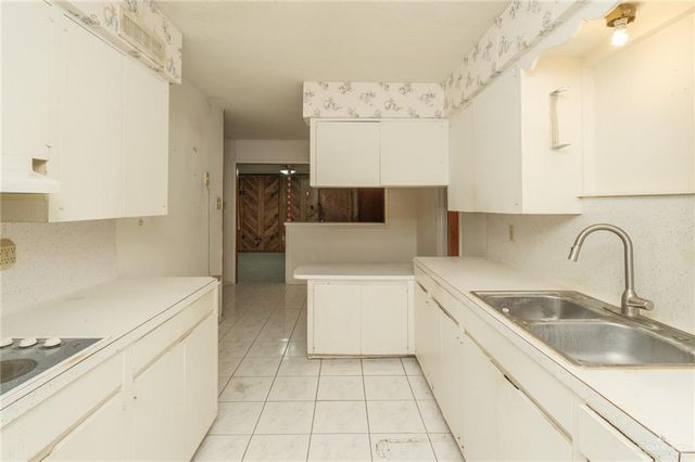 719 Walnut Avenue, Mcallen, TX 78501