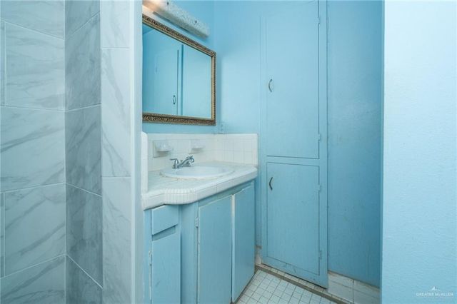 719 Walnut Avenue, Mcallen, TX 78501