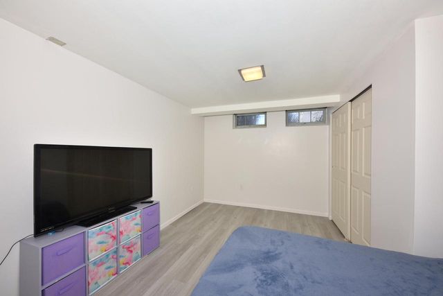 7800 W Palmetto AVENUE, Milwaukee, WI 53218