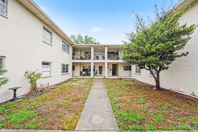 5051 75TH AVENUE N 4, Pinellas Park, FL 33781