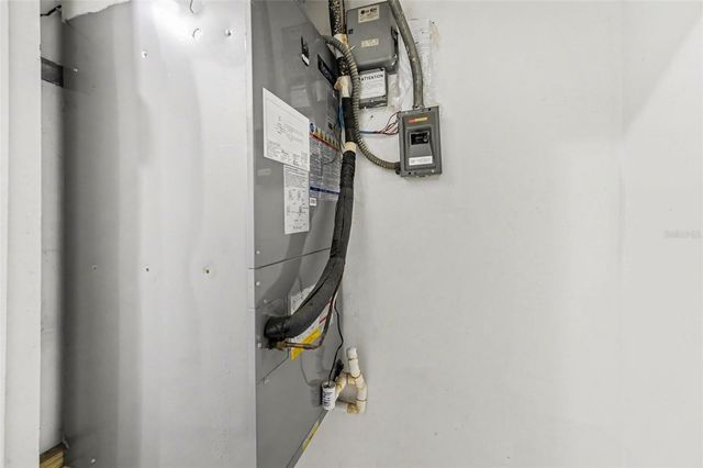 5051 75TH AVENUE N 4, Pinellas Park, FL 33781