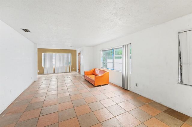 5051 75TH AVENUE N 4, Pinellas Park, FL 33781