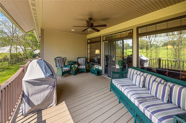 120 Buchmans Close Circle, Manlius, NY 13066