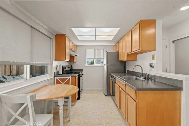 1045 S Arnold, Half Moon Bay, CA 94019