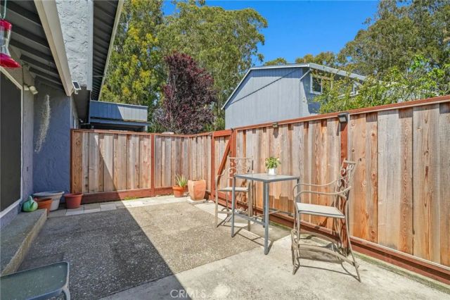 1045 S Arnold, Half Moon Bay, CA 94019