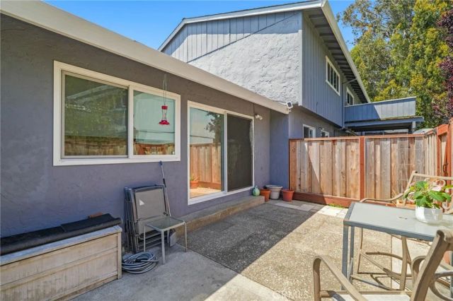 1045 S Arnold, Half Moon Bay, CA 94019