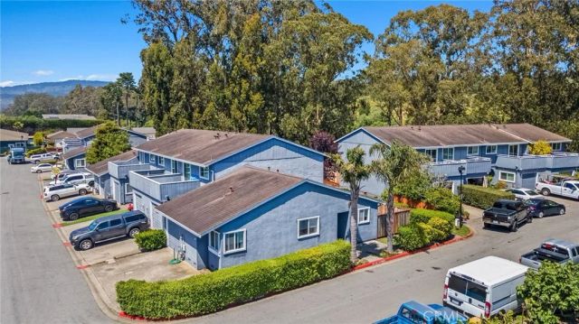 1045 S Arnold, Half Moon Bay, CA 94019