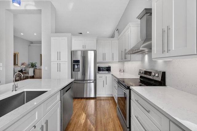 7669 Rockford Road, Boynton Beach, FL 33472