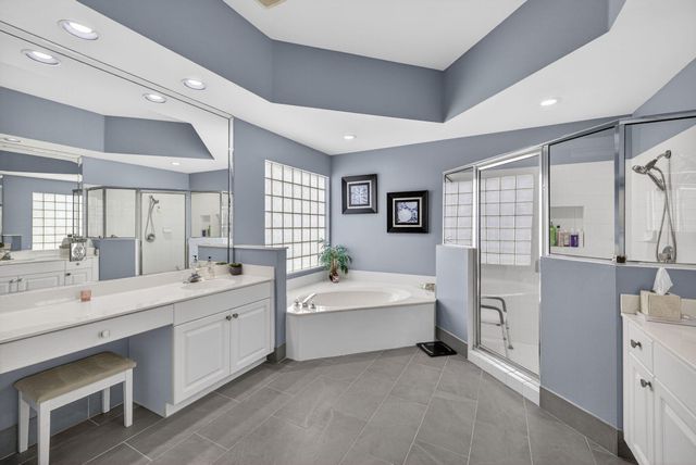 7669 Rockford Road, Boynton Beach, FL 33472