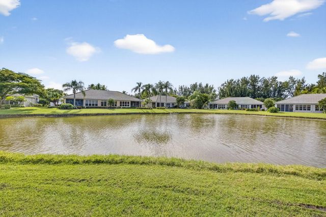 7669 Rockford Road, Boynton Beach, FL 33472