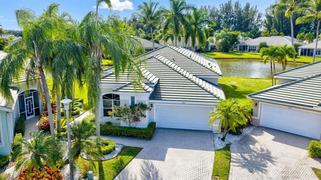 7669 Rockford Road, Boynton Beach, FL 33472