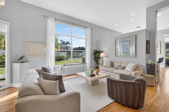 7669 Rockford Road, Boynton Beach, FL 33472