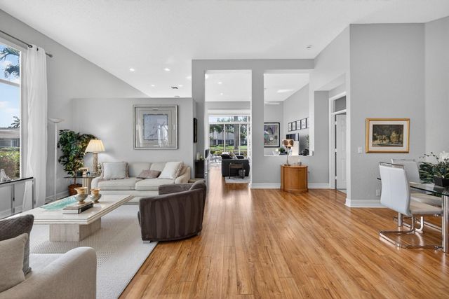 7669 Rockford Road, Boynton Beach, FL 33472