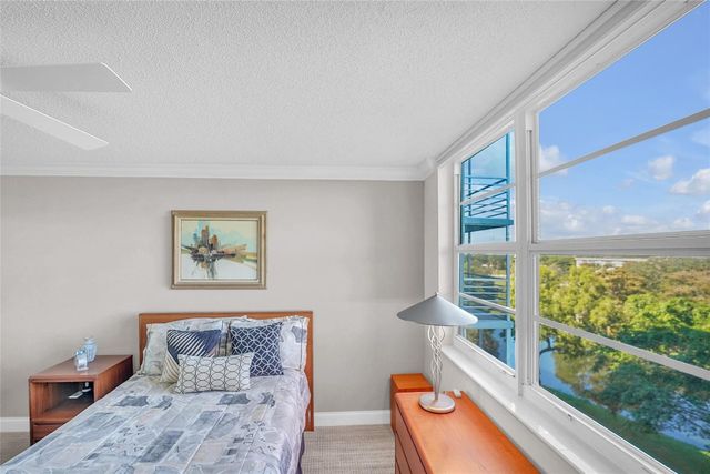 4015 W Palm Aire Drive 703, Pompano Beach, FL 33069