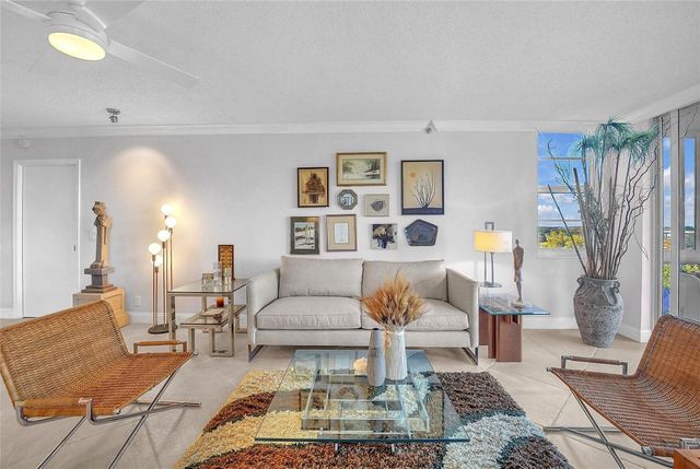 4015 W Palm Aire Drive 703, Pompano Beach, FL 33069