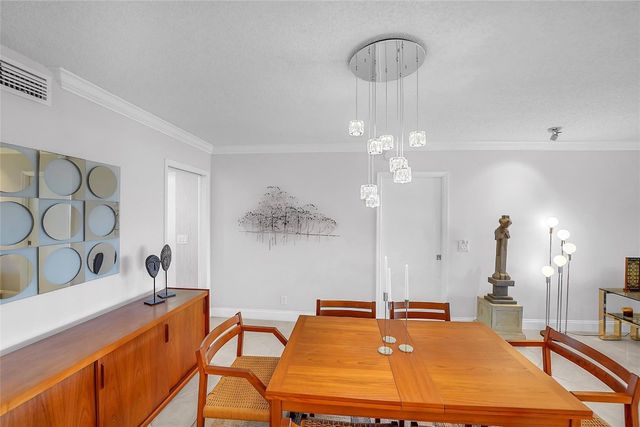 4015 W Palm Aire Drive 703, Pompano Beach, FL 33069